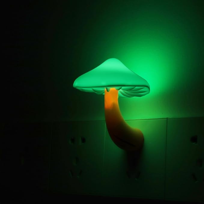 AUSAYE Led Nigh Light,Plug in Nightlight, Dusk to Dawn Sensor Automatic On and Off Night Lights Green