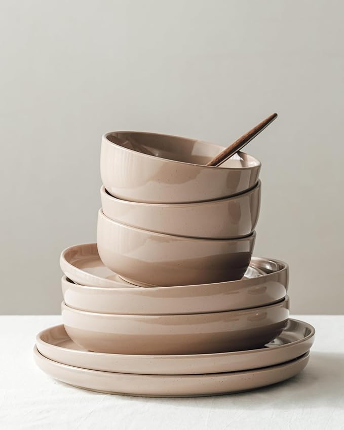 Famiware Milkyway Plates and Bowls Set, 18 Pieces Dinnerware Sets, Dishes Set for 6, Cinnamon Brown