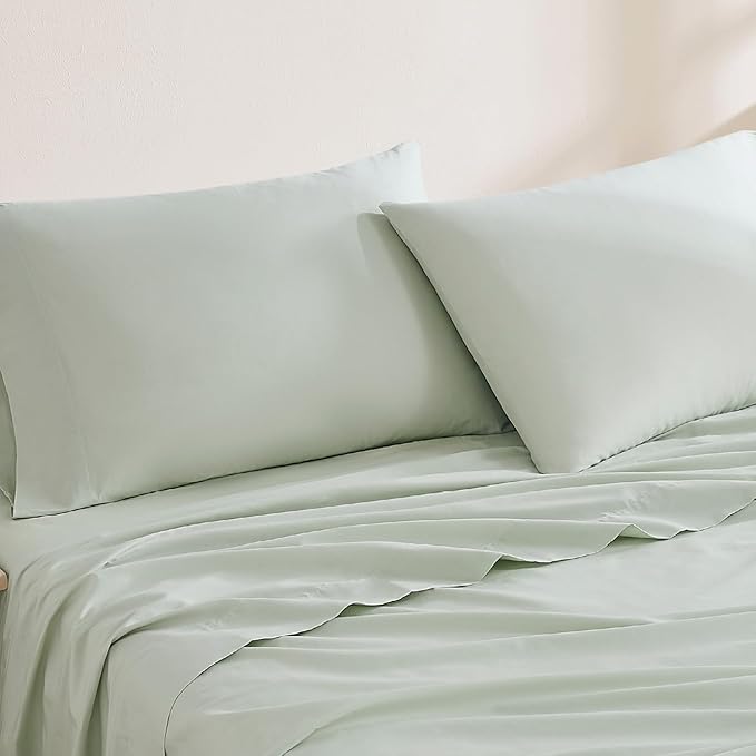 Linen Closet Luxury Cotton 144 Thread Count Organic Cotton Standard Pillowcases, Set of 2, Light Green