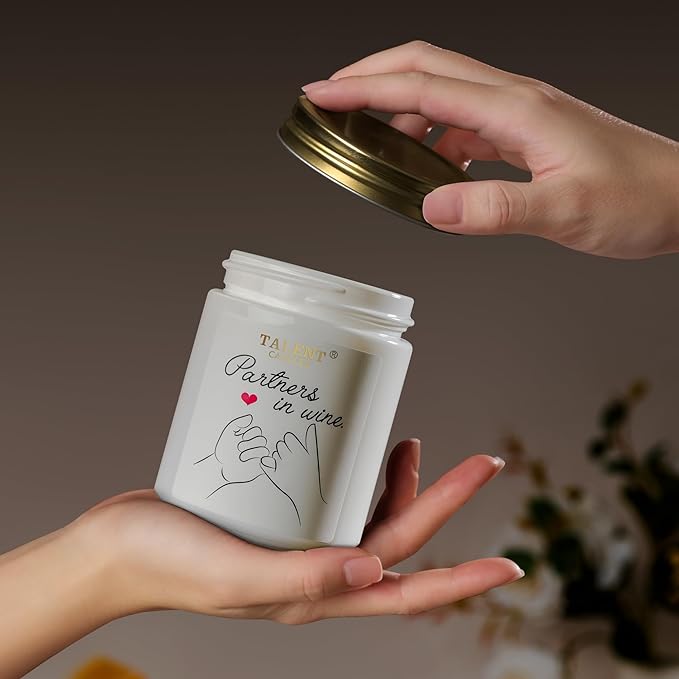 Best Friend Candle - Friendship Gifts for Women & Men - Scented Candle Funny Birthday Gifts - Champagne Cassis & Honey Scented Candle