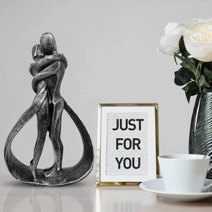 Resin Couple Modern Sculptures Romantic Gift for Weddings Valentine's Day and Anniversaries Decoration Figurine for Girlfriend, Bridal Shower, Engagement (Classic Retro Color)