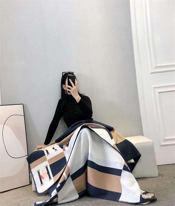 h Blanket Soft Fleece Sofa Throw Blanket for Women Couch Bed Plush Wool Stitch Flannel Cozy Large Comfy Quilt Aesthetic New Home Living Dorm Bedroom Decor Travel Essentials Gifts (Navy)