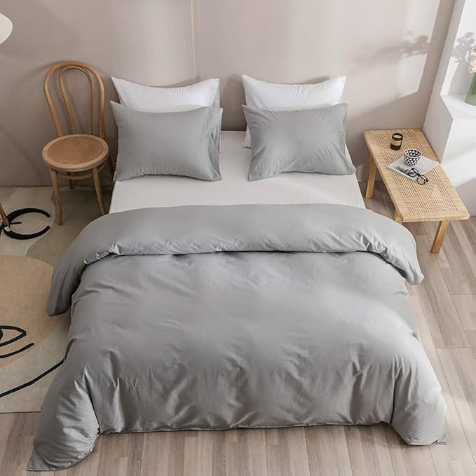 KAREVER Silver Grey Comforter Set Cal King Bright Gray Beddig Set for Kids Teens Adult Solid Silver Color Bedding Set 3 Pieces with 2 Pollowcases Lightweight Durable Gray Comforter