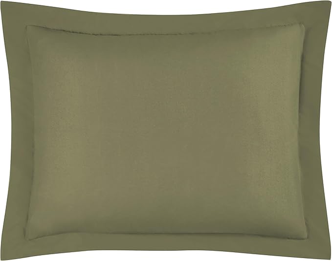 Chezmoi Collection 3-Piece All Season Oversized King Comforter Set Olive Green, Soft Quilted Down Alernative Duvet Insert with Corner Tabs, Lightweight Microfiber Bedding, 110 x 96 Inches