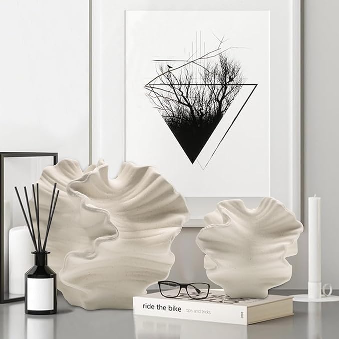 Ceramic Vase - Set of 2 for Home Decor,White Flower Shape Pampas Vases Minimalist Nordic Boho Style for Modern Farmhouse Decor, Living Room、 Kitchen、Mantle、Bedroom、Dining Table、Office