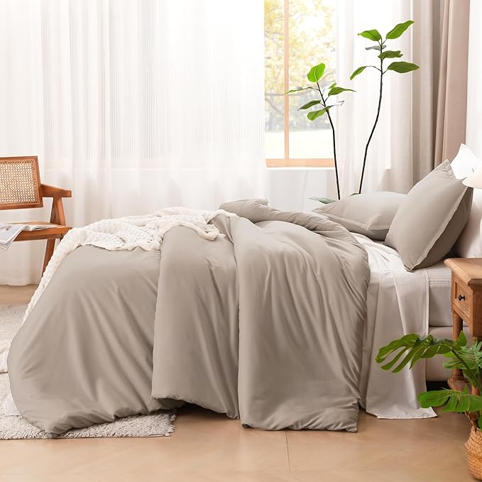 Litanika Light Coffee Comforter King Size, 3 Pieces Lightweight Solid Bedding Comforter Set, All Season Fluffy Bed Set (104x90In Comforter & 2 Pillowcases)