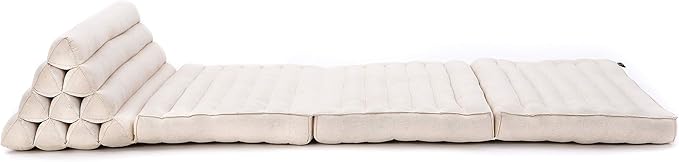 Leewadee 3-Fold Mat XXL with Triangle Cushion – Firm TV Pillow, Foldable Mattress with Cushion Made of Eco-Friendly Kapok, 67 x 31 inches, Ecru