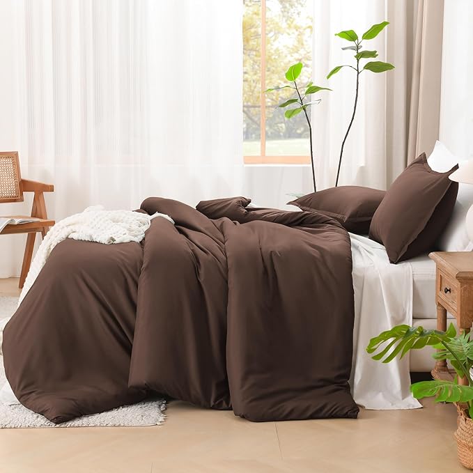 Litanika Comforters Brown Oversized Queen Size, 3 Pieces Lightweight Solid Bedding Set & Collections, All Season Fluffy Bed Set (98x98In Comforter & 2 Pillowcases)