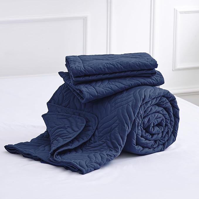 Love's cabin California King Size Quilt Bedding Set Navy Bedspread - Cal King Summer Lightweight Bedspread Comforter - Wave Pattern Coverlet for All Season - 3 Pieces (1 Quilt, 2 Pillow Shams)