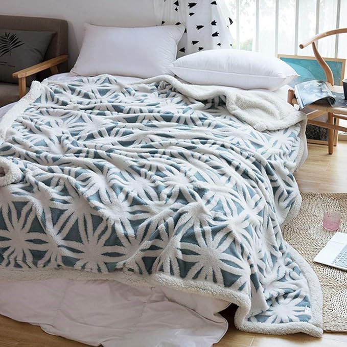 LOMAO Sherpa Fleece Blanket Fuzzy Soft Throw Blanket Dual Sided Blanket for Couch Sofa Bed (Light Blue, 90''x90'')