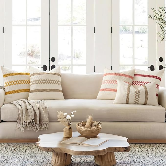 MIULEE Set of 2 Christmas Red Boho Decorative Lumbar Pillow Covers 12x20 Inch Farmhouse Rustic Couch Throw Pillows Modern Cotton Cushion Covers Retro Cute Macrame Woven Home Decor for Bed Sofa Chair