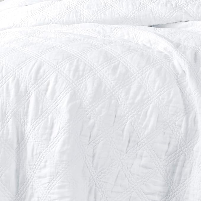 Levtex Home - 100% Linen Front/100% Cotton Back - King Quilt - Washed Linen - White - Quilt Size (106 x 92in.)