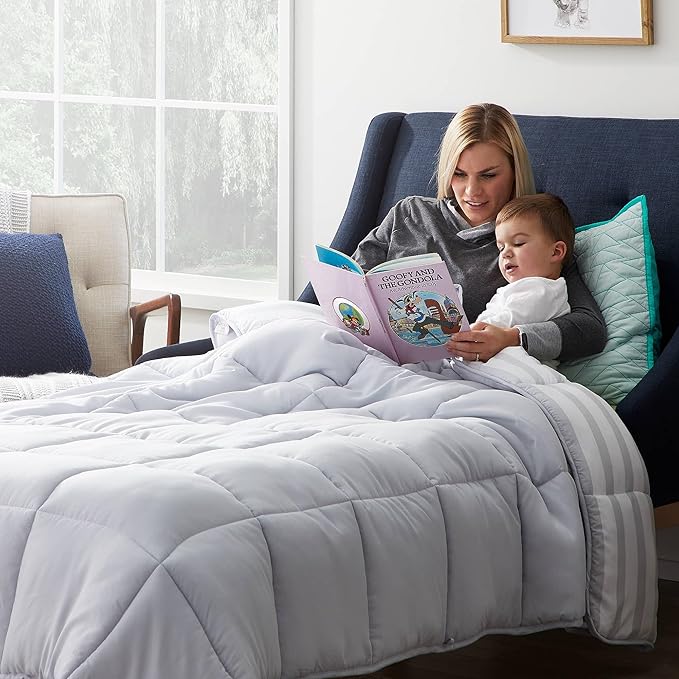 Lucid 5 Inch Memory Foam Mattress – Low Profile - Firm Feel - Infused with Bamboo Charcoal and Gel - Bed in a Box - Temperature Regulating - Breathable - Twin XL Size