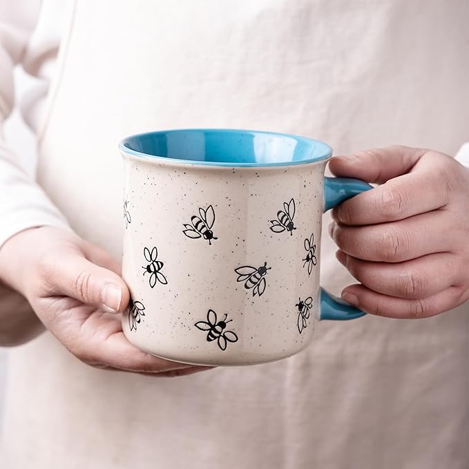 AmorArc 22 OZ Large Ceramic Coffee Mugs, Oversized Soup Cups With Big Handle for Men Women Dad Mom, Big Mug With Textured Bees Patterns for Office & Home -Microwave Safe, 2 Pcs-Blue