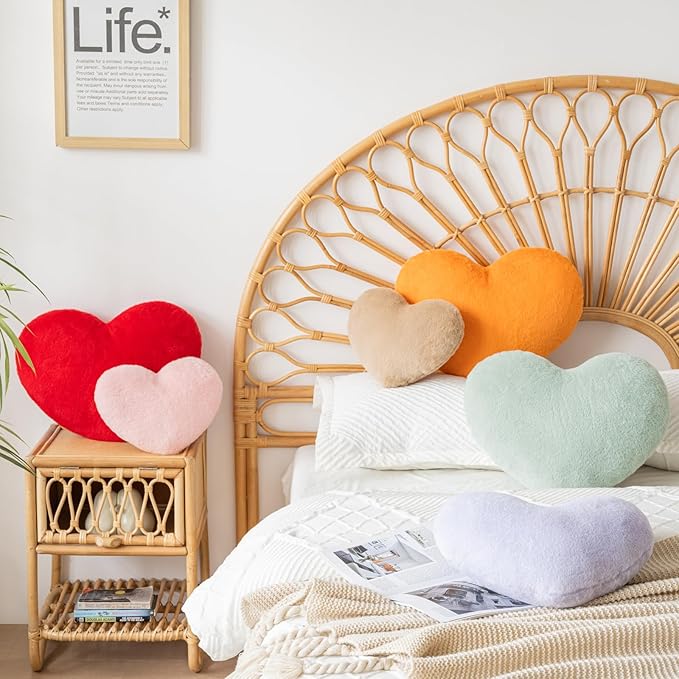 Xiashrk Heart Pillow, Heart Shaped Pillow for Bed Couch, Soft Decorative Heart Throw Pillow, Cute Decorate Pillows, Heart Pillows for Bedroom Living Room (Red, Large 19.6"x15.7")