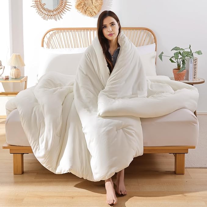 ROSGONIA Oversized Queen Comforter Ivory, 3pcs (1 Comforter & 2 Pillowcases) Lightweight Oversized Queen Comforter Sets Bedding Blanket Quilts