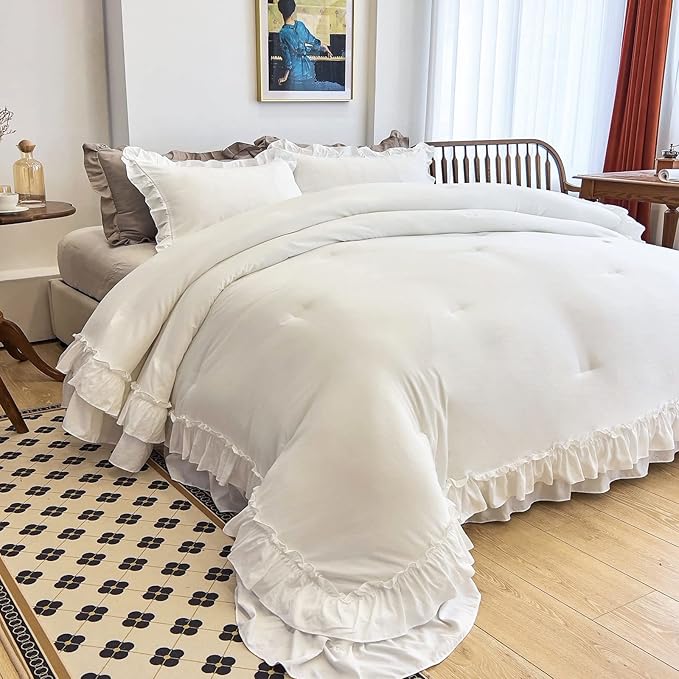 AIKASY White Comforters King Size Set, Vintage Boho Chic Farmhouse Bedding Sets Shabby Ruffle Queen Bed Comforter Bedding 3PCS（1 Comforter and 2 Pillowcases）