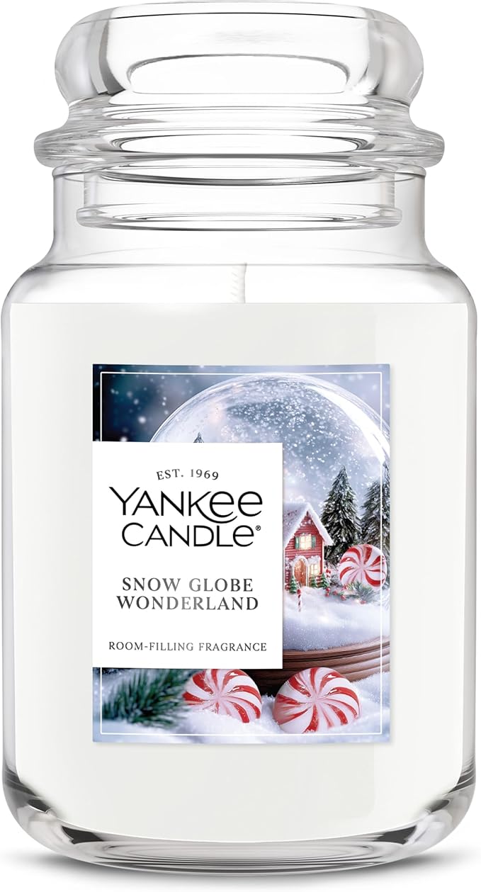 Yankee Candle Snow Globe Wonderland Scented Candle, 22oz Large Jar with up to 150 Hour Burn Time, Giftable, Holidays