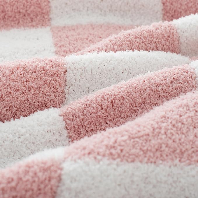 Carriediosa Checkered Throw Blanket 90" X 90" Queen, 400GSM Ultra Soft Microfiber Fuzzy Fluffy Reversible Cute Preppy Knitted Blankets Cozy Plush Fall Throws for Couch, Bed, Sofa, Dusty Pink