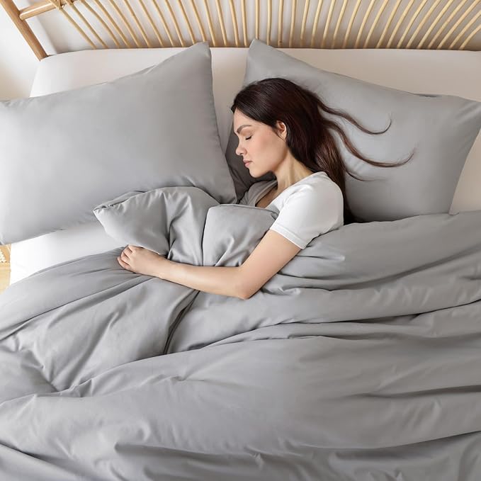 ROSGONIA Twin Comforter & Pillowcase Set, Lightweight Grey Bedding for College Girls & Boys