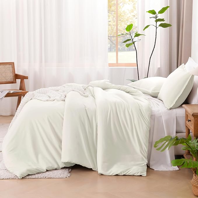 Litanika Oversized King Comforters Ivory Super King Plus Size, 3 Pieces Lightweight Solid Bedding Comforter Set, All Season Fluffy Bed Set (128x120In Comforter & 2 Pillowcases)