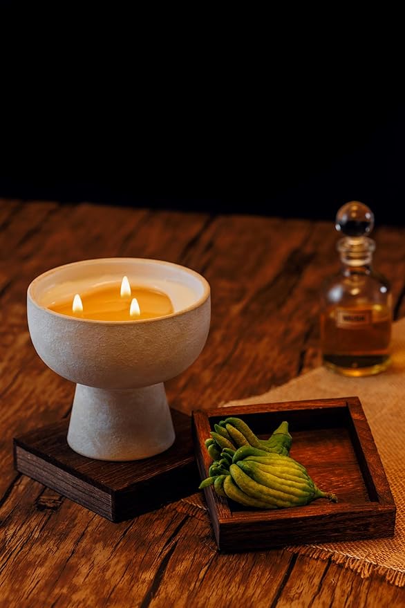 BLUEME Nostalgia - Bergamot & Musk, Luxury Candle w/Essential Oils, 3 Wick, Hand-Poured Soy, Cotton Wick, Ceramic