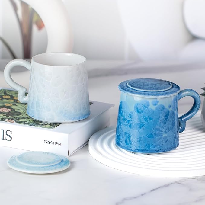 Coffee Mug with Lid, Porcelain Tea Cups Set of 2, 11oz Covered Crystalline Glaze Espresso Mugs, Ceramic Demitasse for Coffee, Cappuccino, Latte, Americano, Tea, Water (Deep Blue and Light Blue)