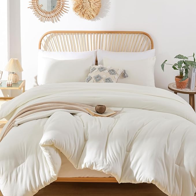 ROSGONIA Oversized King Comforter Ivory, 3pcs(1 Boho Comforter & 2 Pillowcases) Soft Lightweight Oversized King Size Comforter Sets All Season Bedding