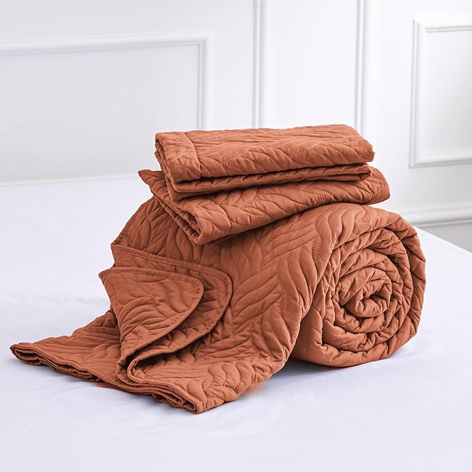 Love's cabin Quilts for Queen Bed Umber Bedspreads Bedding Set - Summer Lightweight Bedspread Comforter - Wave Pattern Bedding Coverlet for All Season - 3 Pieces (1 Quilt, 2 Pillow Shams)