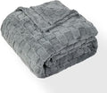 King Fleece Blanket for Couch - Super Soft Cozy Throw Blankets for Women,3D Checkered Striped Lightweight Blanket for Girls,All Seasons Flannel Blanket，Bed Home Decor，108x90 Inches