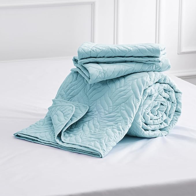 Love's cabin Quilts for Queen Bed Light Blue Bedspreads - Soft Bed Summer Lightweight Bedspread Comforter - Modern Style Wave Pattern Coverlet for All Season - 3 Pieces (1 Quilt, 2 Pillow Shams)
