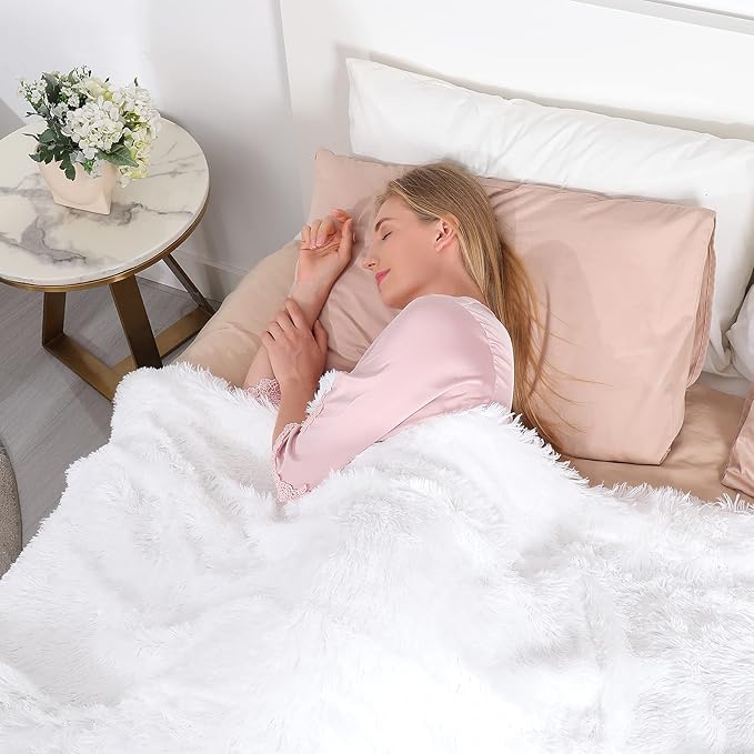 Tuddrom Decorative Extra Soft Faux Fur Blanket Twin Size 70" x 78",Solid Reversible Fuzzy Long Hair Shaggy Blanket,Fluffy Plush Fleece Comfy Microfiber Throw Blanket for Couch Sofa Bed,Pure White