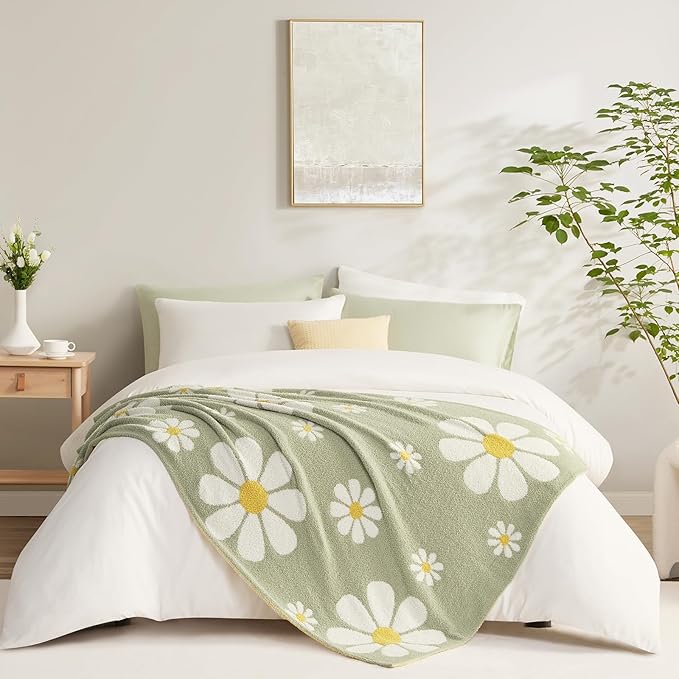 Snuggle Sac Sunflower Throw Blanket for Couch, Fuzzy Microfiber Floral Blankets, Cute Throws for Girls Daughter Gifts for Kid, Flower Sage Green, 50x60 inches