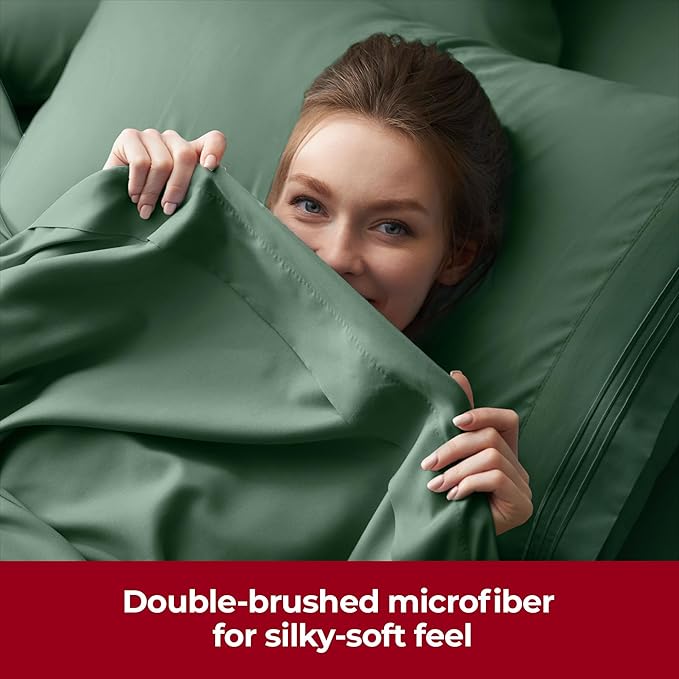 Mellanni Extra Deep Twin XL Sheets - 3 PC Iconic Collection Bedding - Luxury, Ultra Soft, Cooling Bed Sheets - Wrinkle, Fade, Stain Resistant (Twin Extra Long, Emerald Green)