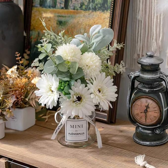 LADADA Artificial Hydrangea and Glass vase Decoration, Used for Dining Table, Kitchen Decoration(Milky White)