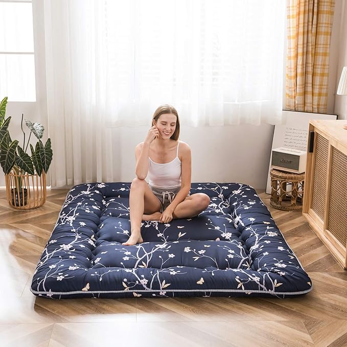 MAXYOYO Navy Floral Printed Japanese Floor Mattress Rustic Style Futon Mattress Foldable Bed Roll Up Camping Lounger Couches and Sofas Mattress Topper Twin Size