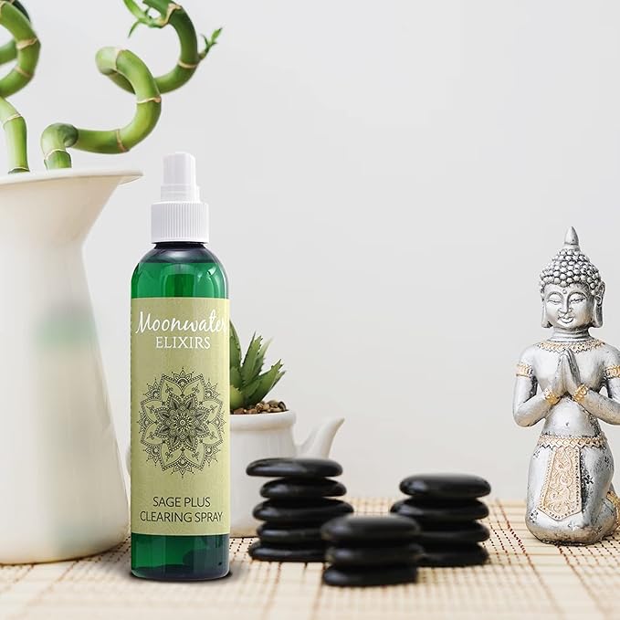 Reiki-Charged White Sage Mist for Aura Renewal & Energy Purification, Crystal-Infused Room Aromatherapy Spray with Clear Quartz for Meditation, Relaxation, Spiritual Balance & Home Harmony – 8oz
