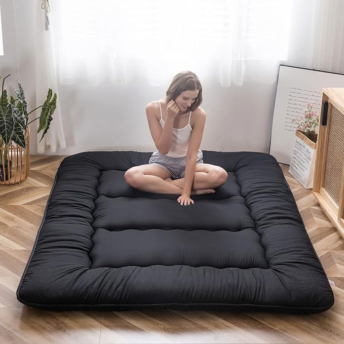 MAXYOYO Japanese Floor Mattress Futon Mattress, 4" Thicken Tatami Mat Sleeping Pad Foldable Roll Up Mat Boys Girls Dormitory Pad Kids Floor Lounger Pillow Bed, Black, Twin Size