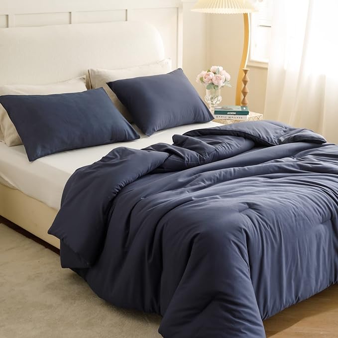 ROSGONIA Twin/Twin XL Comforter Set for College Boys Girls Navy Blue, 1 Blue Comforter & 1 Pillowcase, Lightweight Kids Comforter Soft Dorm Bedding