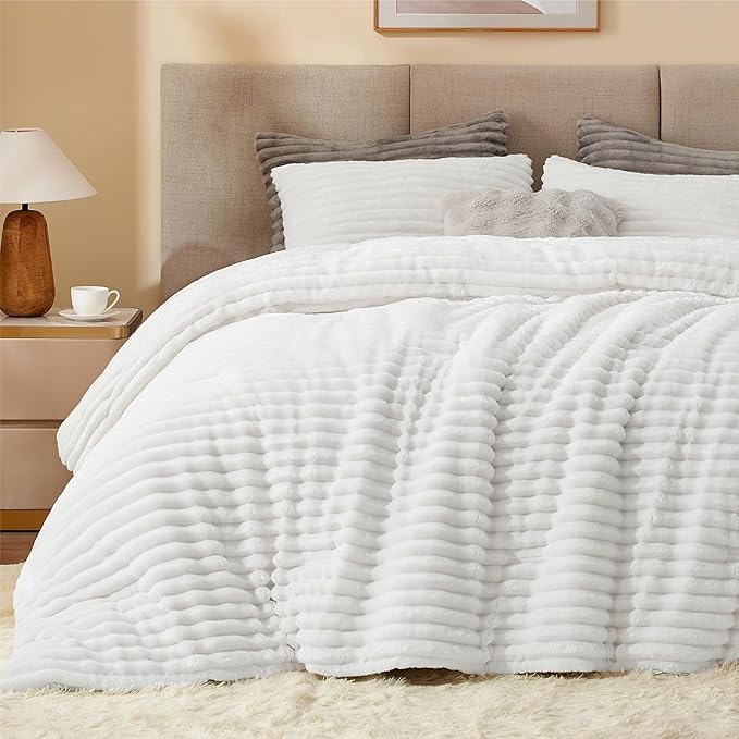 BEDELITE Fleece King Comforter Set -Super Soft & Warm Fluffy Bright White Bedding, Luxury Fuzzy Heavy Bed Set for Winter with 2 Pillow Cases