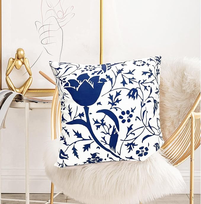 Decorative Throw Pillow Covers Set of 2 Blue Pillow Covers 18x18 inch Short Plush Couch Pillow Cases Floral Throw Pillows,Farmhouse Outdoor Pillow Covers for Sofa Living Room Cushion Covers