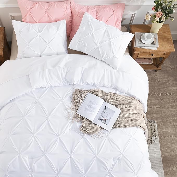 Andency White Oversized King Comforter Set (120x98Inch), 3 Pieces Lightweight Pinch Pleat Cal King Bedding Comforters & Sets, Oversized Pintuck Soft Fluffy Down Alternative Bed Set for All Season