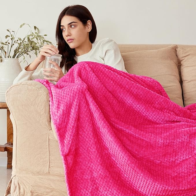 Exclusivo Mezcla Fleece Throw Blanket Extra Large, Super Soft and Warm Blankets for Couch, Sofa and Bed Waffle Textured, Cozy, Fuzzy and Lightweight (Hot Pink, 50x70 Inches)