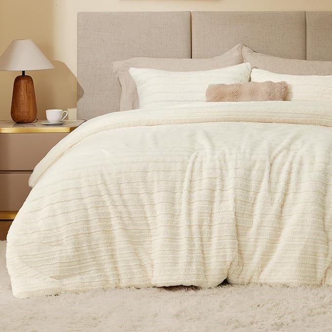 BEDELITE Fleece Queen Comforter Set -Super Soft & Warm Fluffy Cream White Faux Fur Bedding, Luxury Fuzzy Heavy Bed Set for Winter with 2 Pillow Cases