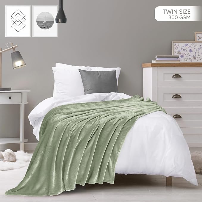 Utopia Bedding Fleece Blanket Twin Size Sage Green 300GSM Luxury Anti-Static Fuzzy Soft Microfiber Bed Blanket (60x80 Inch)
