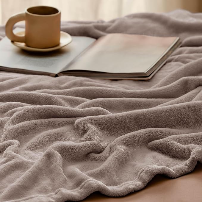 Bedsure GentleSoft Fleece Bed Blankets Queen Size Mocha Brown - Soft Lightweight Plush Fuzzy Cozy Luxury Blanket Microfiber, 90x90 inches