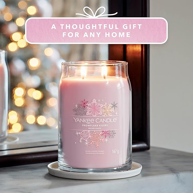 Yankee Candle Signature Scented Candle | Snowflake Kisses Large Jar Candle with Double Wicks | Soy Wax Blend Long Burning Candle | Perfect Gifts for Women