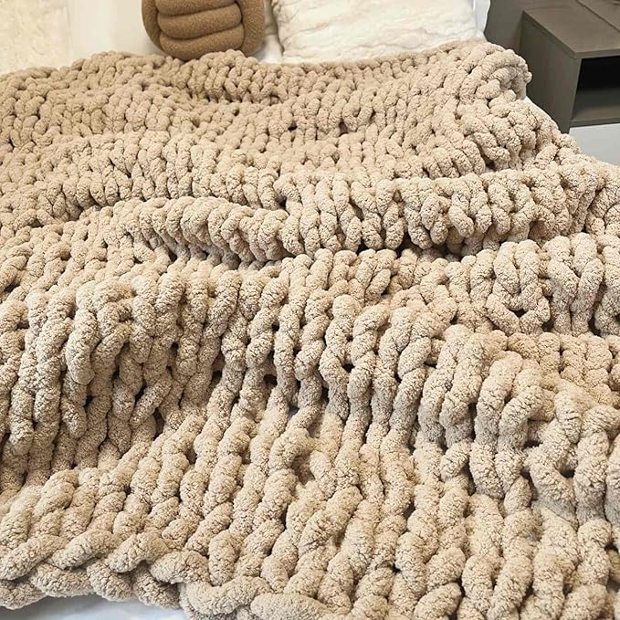 Chunky Knit Blanket Throw 40"x60", Chenille Throw Blankets, Handmade Warm & Cozy Blanket Couch Bed Home Decor, Soft Breathable Fleece Banket, Christmas for Couch Bed Sofa Best Gift (Tan)
