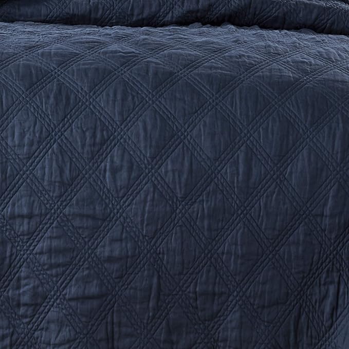 Levtex Home - 100% Linen Front/100% Cotton Back - Twin Quilt - Washed Linen - Navy - Quilt Size (68 x 86 in.)