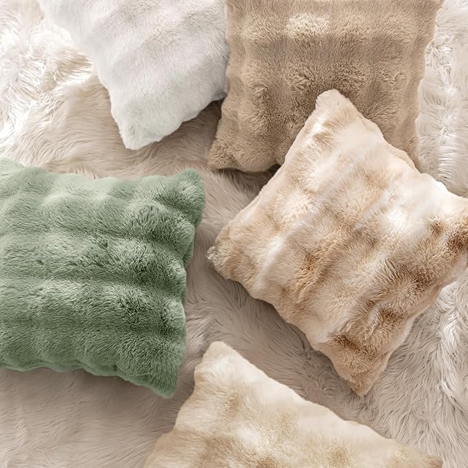 MIULEE Pack of 2 Decorative Pillow Covers Thick Soft Plush Faux Fur Throw Pillows Luxury Home Decor for Couch Bedroom Living Room Sofa,20x20 Inch White-Beige